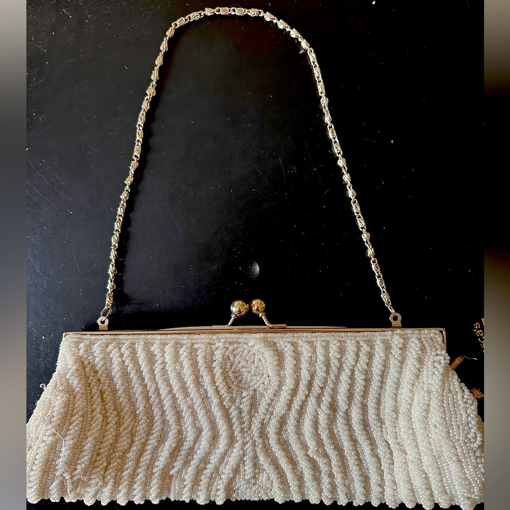 Francesca's Collections Cream Beaded Clutch
